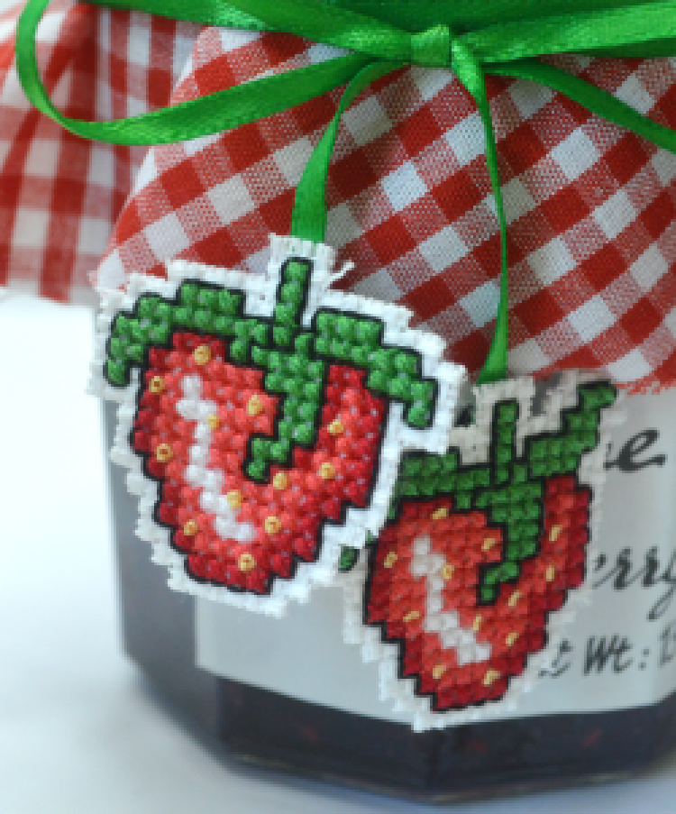 Photo of Strawberries cross stitch pattern